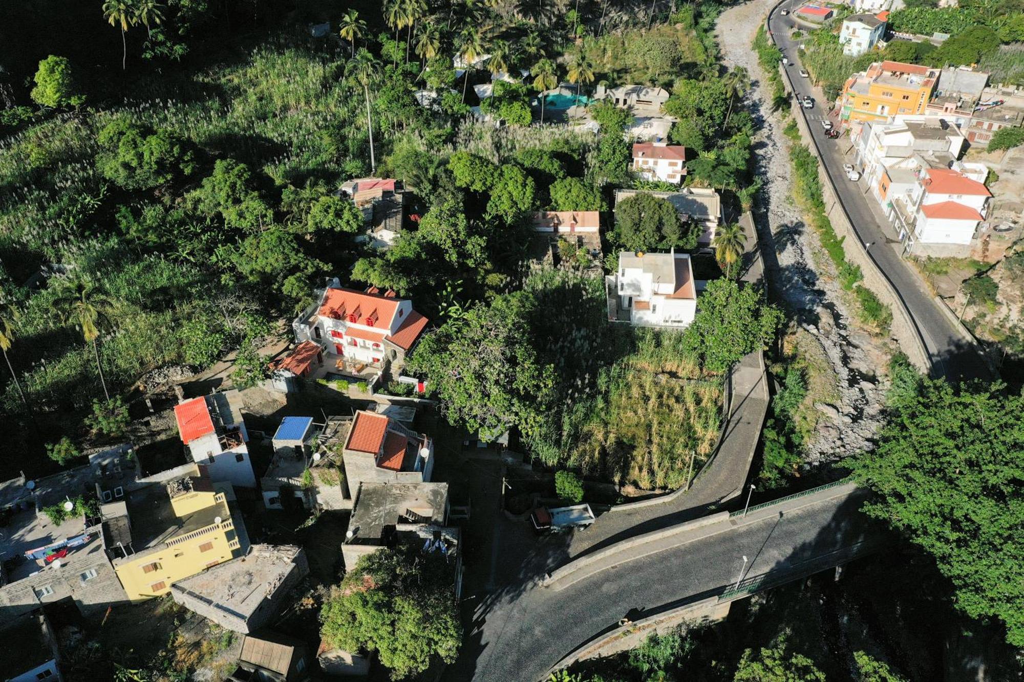 Villa Kasa Wahnon Pombas Esterno foto